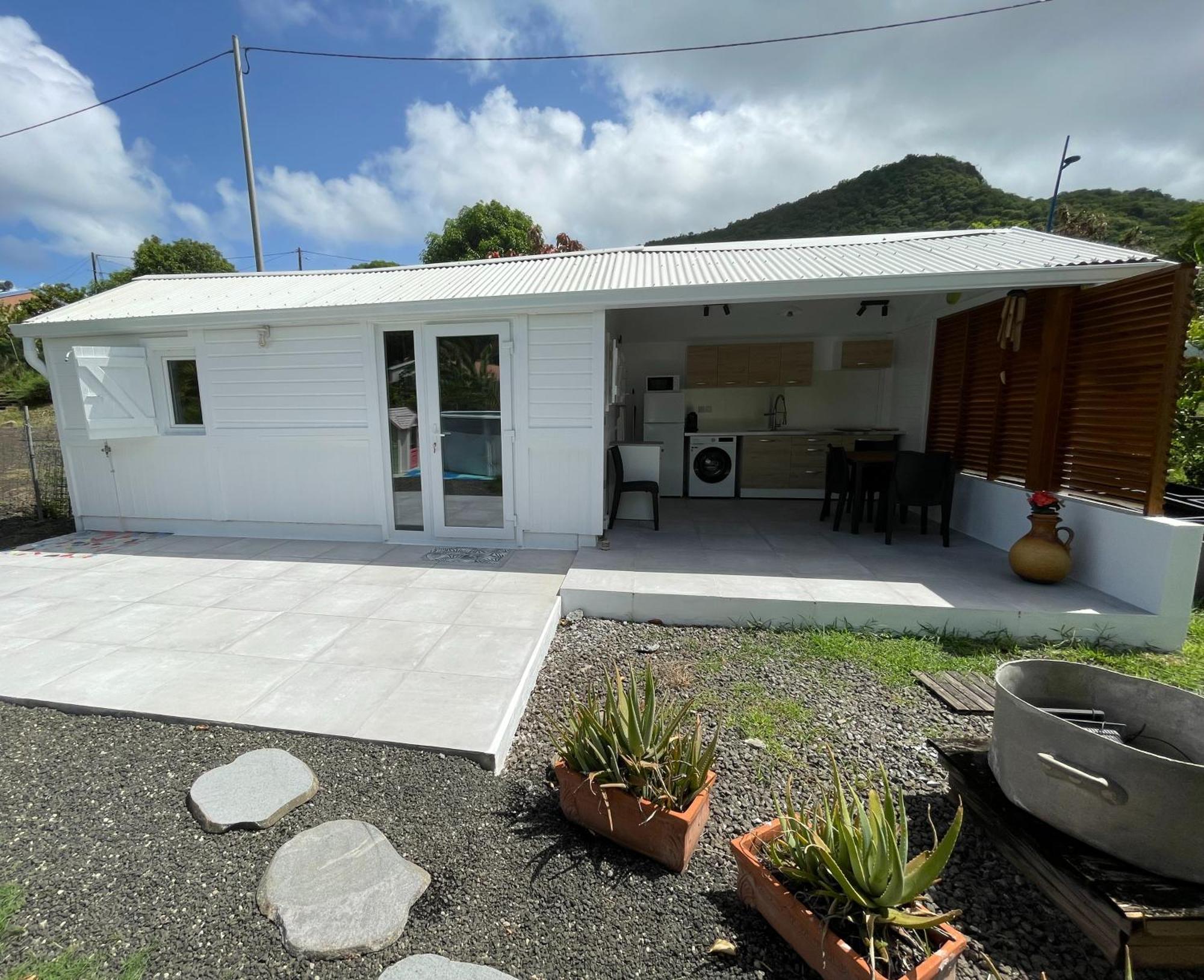 Bungalow "Doussin' Kreyol", Au Calme A 150M De La Plage Grande Anse Kültér fotó